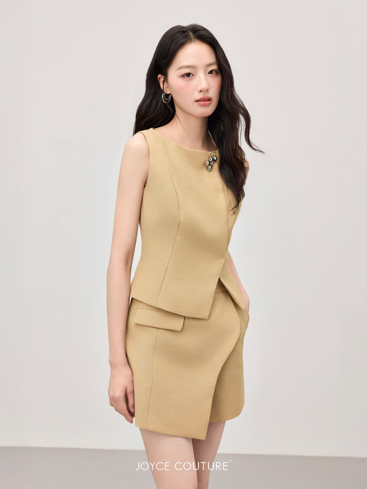 Louisa Short (Khaki)